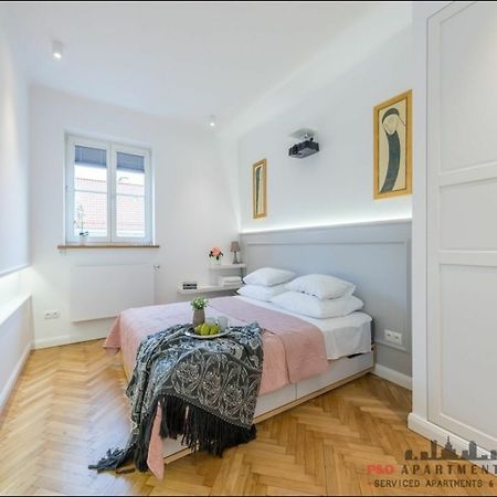 P&O Home Cinema Apartment Zakroczymska Varşovia Exterior foto