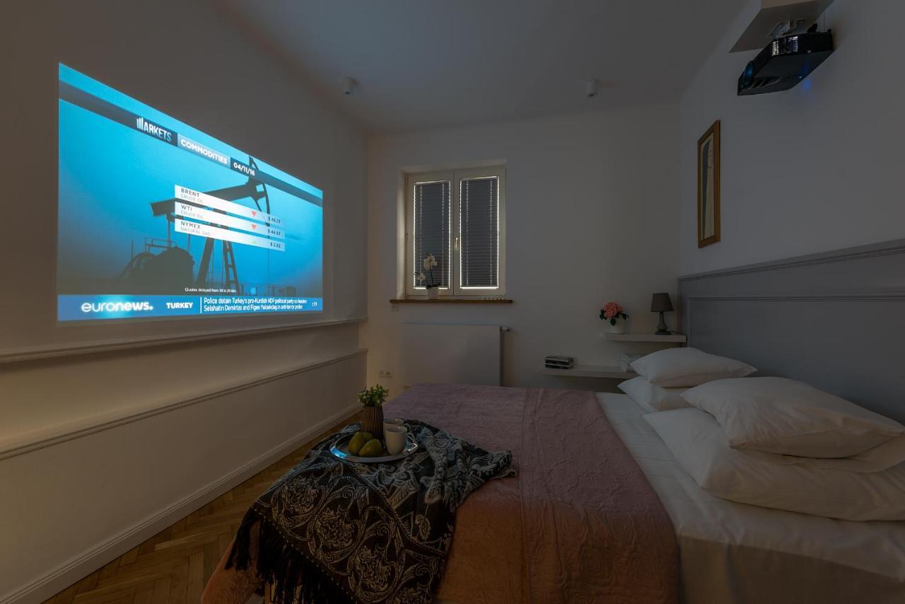 P&O Home Cinema Apartment Zakroczymska Varşovia Exterior foto